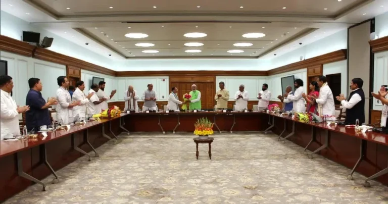 ਇਸ ਵਾਰ ਵੀ ਬਣੇਗੀ NDA ਸਰਕਾਰ, ਨੀਤਿਸ਼ ਕੁਮਾਰ ਅਤੇ ਚੰਦਰਬਾਬੂ ਨਾਇਡੂ ਨੇ ਸੌਂਪਿਆ ਸਮਰਥਨ ਪੱਤਰ