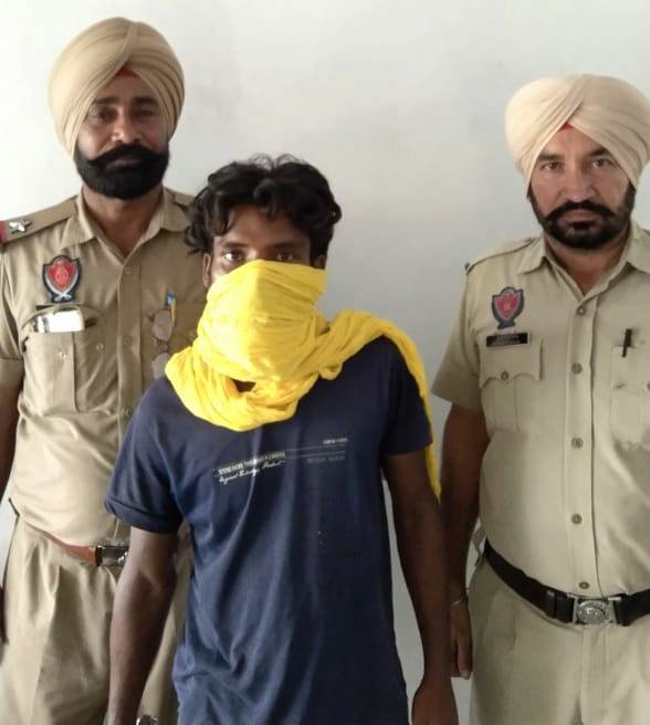 ਮਾਨਸਾ ਪੁਲਿਸ ਨੇ ਆਬਕਾਰੀ ਐਕਟ ਦੇ ਭਗੌੜੇ ਮੁਲਜ਼ਮ ਨੂੰ ਕੀਤਾ ਕਾਬੂ