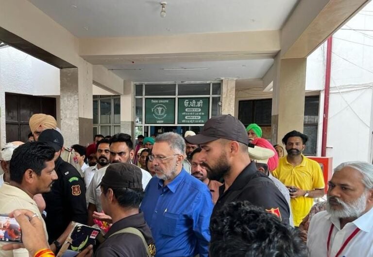 ਸਿਹਤ ਮੰਤਰੀ ਬਲਬੀਰ ਸਿੰਘ ਨੇ ਸਿਵਲ ਹਸਪਤਾਲ ਮਾਨਸਾ ਦਾ ਕੀਤਾ ਦੌਰਾ