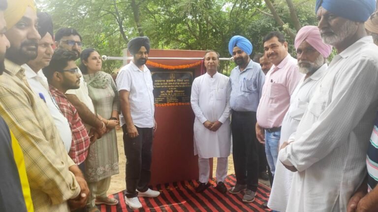 ਵਿਧਾਇਕ ਡਾ.ਵਿਜੈ ਸਿੰਗਲਾ ਨੇ ਪਬਲਿਕ ਹੈਲਥ ਯੂਨਿਟ ਦੀ ਉਸਾਰੀ ਦਾ ਨੀਂਹ ਪੱਥਰ ਰੱਖਿਆ