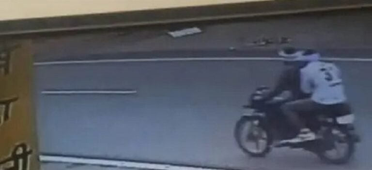 ਪੰਜਾਬ ਪੁਲਿਸ ਸਵਾਲਾਂ ਦੇ ਘੇਰੇ ‘ਚ : ਮੂਸੇਵਾਲਾ ਦੇ ਕਤਲ ਤੋਂ ਬਾਅਦ ਵੀ ਪੰਜਾਬ ਚ ਘੁੰਮ ਰਹੇ ਸਨ, ਸ਼ਾਰਪਸ਼ੂਟਰ ਮੰਨੂੰ ਤੇ ਰੂਪਾ