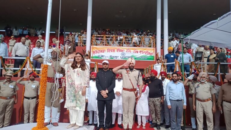 ਅਨਮੋਲ ਗਗਨ ਮਾਨ ਨੇ ਮਾਨਸਾ ਵਿਖੇ ਲਹਿਰਾਇਆ ਕੌਮੀ ਝੰਡਾ