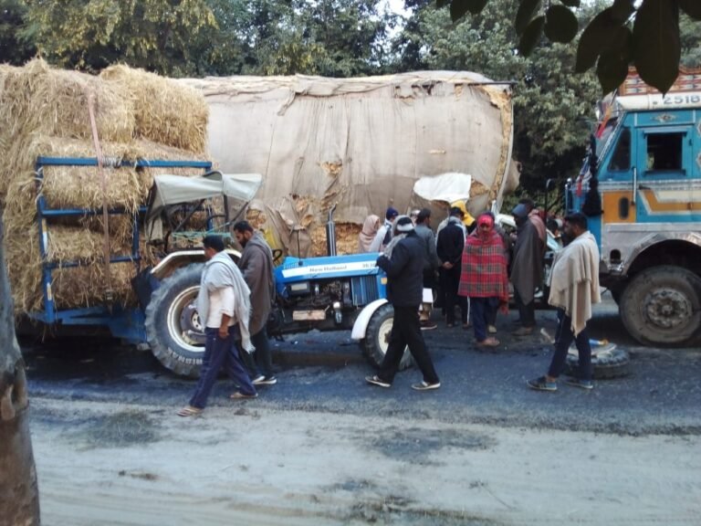 ਗੜ੍ਹਸ਼ੰਕਰ- ਨੰਗਲ ਰੋਡ ਪਿੰਡ ਸ਼ਾਹਪੁਰ ਨੇੜੇ ਸੜਕ ਹਾਦਸਾ, 1 ਮੌਤ