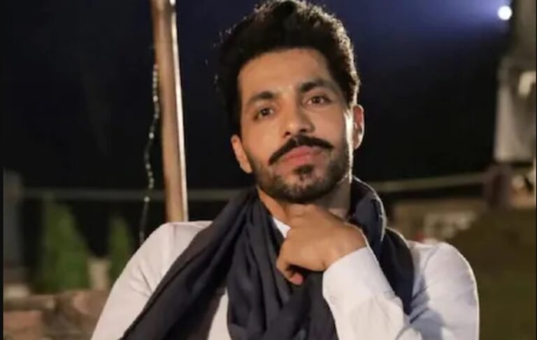 ਕਿਸਾਨਾਂ ਦੇ ਸਿਆਸੀ ਮੋਰਚੇ ‘ਤੇ ਦੀਪ ਸਿੱਧੂ ਨੇ ਕਿਹਾ- ਇੱਕੋ ਮੌਕੇ 22 ਬਿੱਲੀਆਂ ਥੈਲੇ ‘ਚੋਂ ਬਾਹਰ…