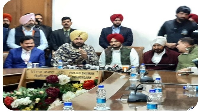 ਪੰਜਾਬੀ ਗਾਇਕ ਸਿੱਧੂ ਮੂਸੇਵਾਲਾ ਕਾਂਗਰਸ ‘ਚ ਹੋੋਇਆ ਸ਼ਾਮਲ