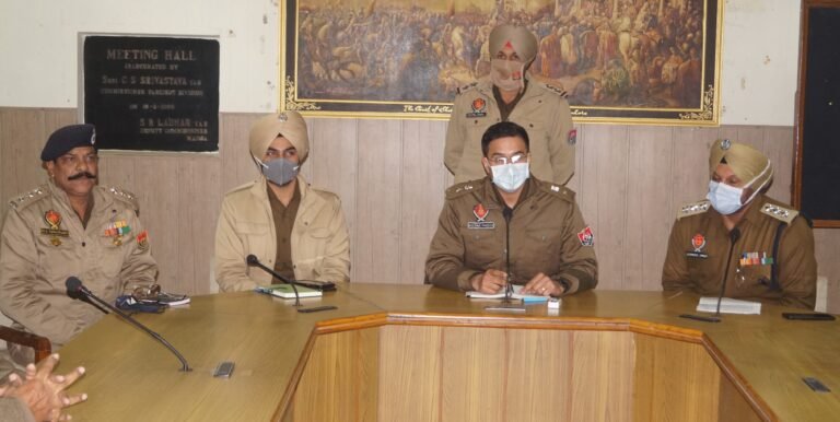 ਮਾਨਸਾ ਪੁਲਿਸ ਨੇ ਚੋੋਣਾਂ ਦੇ ਮੱਦੇਨਜ਼ਰ ਨਸ਼ਾ ਸਮੱਗਲਰਾਂ ਤੇ ਕਸੀ ਨਕੇਲ ਕਿਸੇ ਵੀ ਸ਼ਰਾਰਤੀ ਅਨਸਰ ਨੂੰ ਬਖਸਿ਼ਆ ਨਹੀ ਜਾਵੇਗਾ —ਐਸਐਸਪੀ