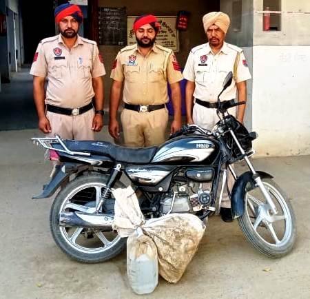 ਮਾਨਸਾ ਪੁਲਿਸ ਨੇ ਨਸ਼ਿਆ ਵਿਰੁੱਧ 5 ਮੁਕੱਦਮੇ ਦਰਜ਼ ਕਰਕੇ 5 ਮੁਲਜ਼ਮਾਂ ਨੂੰ ਕੀਤਾ ਕਾਬੂ