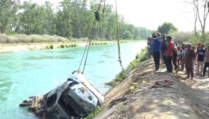 ਭਾਖੜਾ ਨਹਿਰ ਚੋਂ ਗੋਤਾਖੋਰਾਂ ਨੇ ਕੱਢੀ ਇਕ ਸਾਲ ਪੁਰਾਣੀ ਗੱਡੀ, ਕਾਰ ਵਿੱਚੋਂ ਨਿਕਲੇ ਕੰਕਾਲ