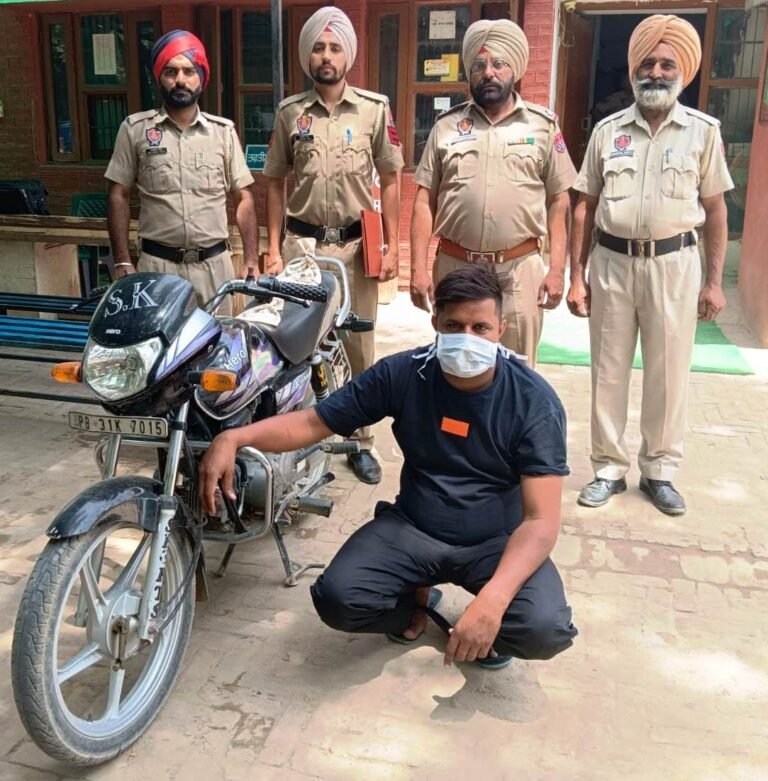 ਨਾਜਾਇਜ਼ ਅਸਲੇ ਸਮੇਤ ਮੁਲਜ਼ਮ ਕੀਤਾ ਕਾਬੂ, 1 ਪਿਸਟਲ 32 ਬੋੋਰ ਦੇਸੀ ਸਮੇਤ 5 ਕਾਰਤੂਸ ਬਰਾਮਦ