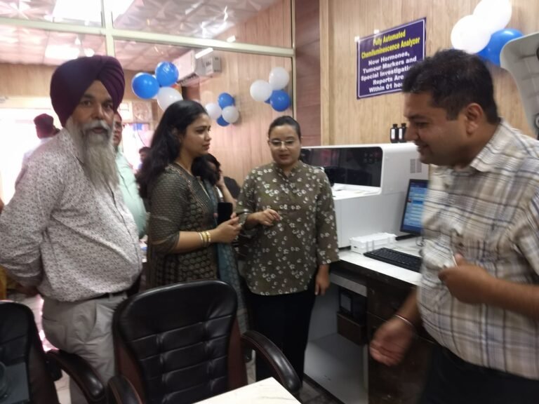 ਪ੍ਰਧਾਨ ਮੰਤਰੀ ਰੋਜ਼ਗਾਰ ਸਿਰਜਣਾ ਯੋਜਨਾ ਅਧੀਨ ਆਧੁਨਿਕ ਤਕਨੀਕੀ ਮਸ਼ੀਨਾਂ ਨਾਲ ਲੈਸ ਡਾ. ਗੋਇਲ ਪਾਥ ਲੈਬ ਦਾ ਉਦਘਾਟਨ