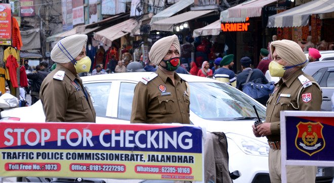 ‘ਪੰਜਾਬ ‘ਚ ਨਾਕਾ’: DGP ਦੀ ਚੇਤਾਵਨੀ, ‘ਅਪਰਾਧੀ ਸੂਬਾ ਛੱਡ ਜਾਣ ਨਹੀਂ ਤਾਂ ਅਸੀਂ ਨਹੀਂ ਛੱਡਾਂਗੇ’