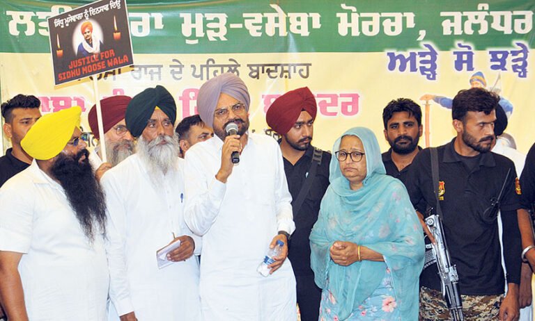ਜਲੰਧਰ ਚੋਣ ਪ੍ਰਚਾਰ ’ਚ ਸਰਗਰਮ ਹੋਏ ਸਿੱਧੂ ਮੂਸੇਵਾਲਾ ਦੇ ਪਿਤਾ ਬਲਕੌਰ ਸਿੰਘ