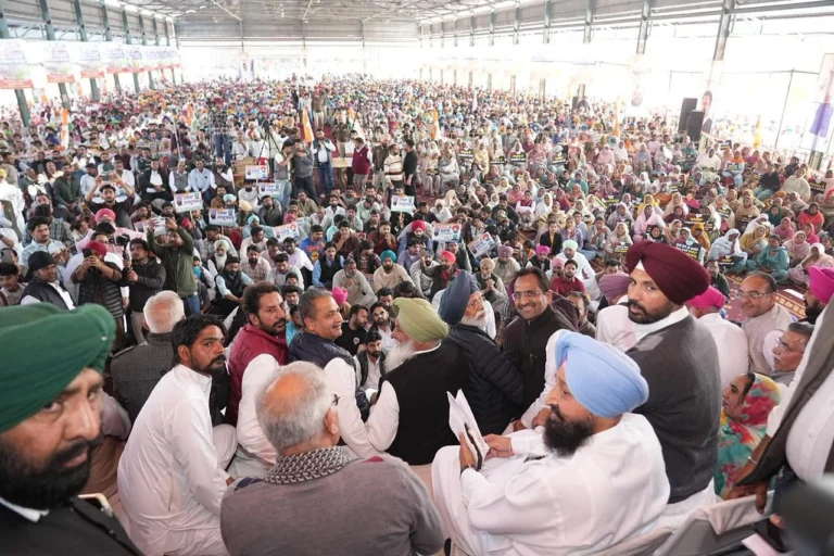 ਮਨਰੇਗਾ ਦੀ ਮੁੜ ਬਹਾਲੀ ਲਈ ਕਾਂਗਰਸ ਨੇ ਮਾਨਸਾ ਵਿੱਚ ‘ਮਨਰੇਗਾ ਬਚਾਓ ਸੰਗ੍ਰਾਮ’ ਤਹਿਤ ਵਿਸ਼ਾਲ ਰੈਲੀ ਕੀਤੀ