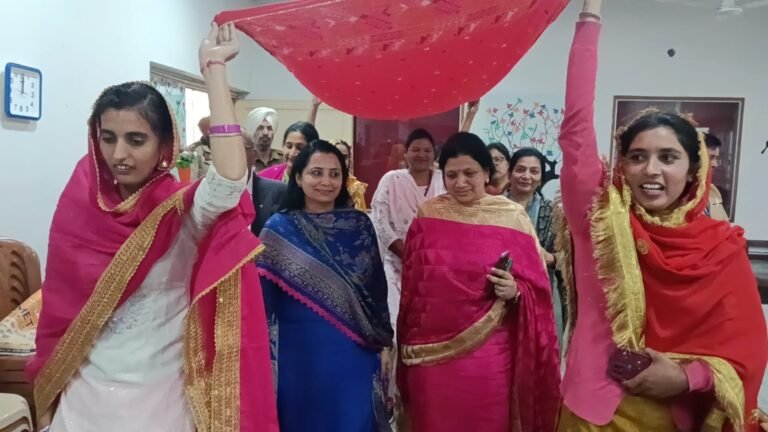 ਤਕਨੀਕੀ ਯੁੱਗ ਵਿਚ ਵਿਦਿਆਰਥਣਾਂ ਨੂੰ ਪੰਜਾਬ ਦੀ ਗੌਰਵਮਈ ਵਿਰਾਸਤ ਨਾਲ ਜੋੜਨਾ ਸ਼ਲਾਘਾਯੋਗ ਉਪਰਾਲਾ: ਡਿਪਟੀ ਕਮਿਸ਼ਨਰ