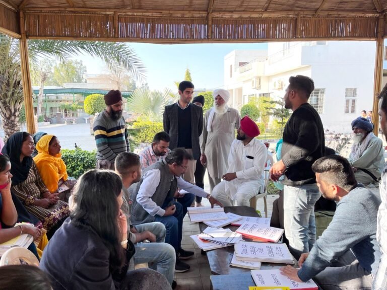 ਕੌਮੀ ਪੱਧਰ ਦੀ ਜਾਂਚ ਟੀਮ ਵੱਲੋਂ ਜ਼ਿਲ੍ਹੇ ਦੇ ਕੇਂਦਰੀ ਪ੍ਰਯੋਜਿਤ ਕੰਮਾਂ ਦਾ ਲਿਆ ਜਾਇਜ਼ਾ