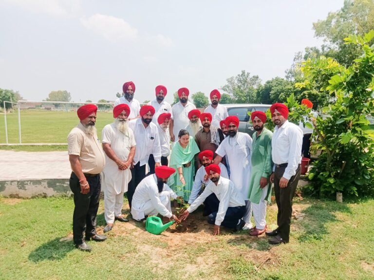 ਜੀ ਓ ਜੀ ਵੱਲੋਂ ਪੌਦੇ ਲਗਾ ਕੇ ਵਾਤਾਵਰਨ ਪ੍ਰਤੀ ਆਮ ਲੋਕਾਂ ਨੂੰ ਦਿੱਤਾ ਸੁਨੇਹਾ