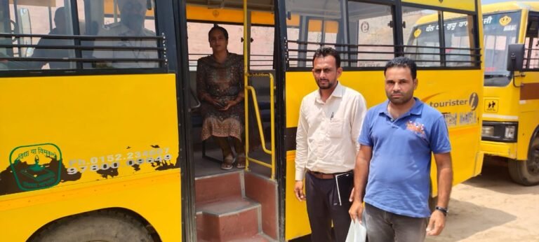ਮਾਨਸਾ : 61 ਸਕੂਲੀ ਬੱਸਾਂ ਦੀ ਅਚਨਚੇਤ ਚੈਕਿੰਗ ਦੌਰਾਨ 10 ਬੱਸਾਂ ਦੇ ਚਲਾਨ ਕੀਤੇ