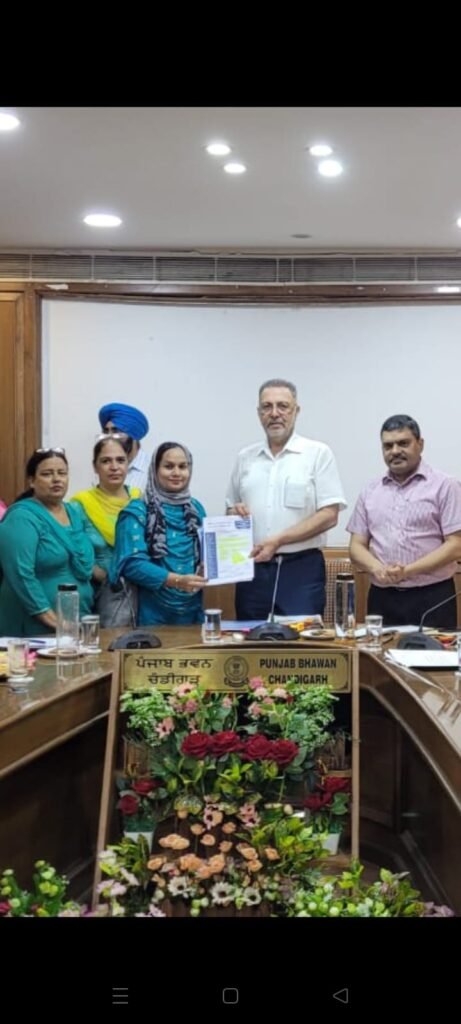 ਕੰਟਰੈਕਟ 2211 ਹੈੱਡ ਮਲਟੀਪਰਪਜ ਹੈਲਥ ਵਰਕਰ ਫੀਮੇਲ ਐਸੋਸੀਏਸ਼ਨ ਦੀ ਸਿਹਤ ਮੰਤਰੀ ਨਾਲ ਹੋਈ ਮੀਟਿੰਗ