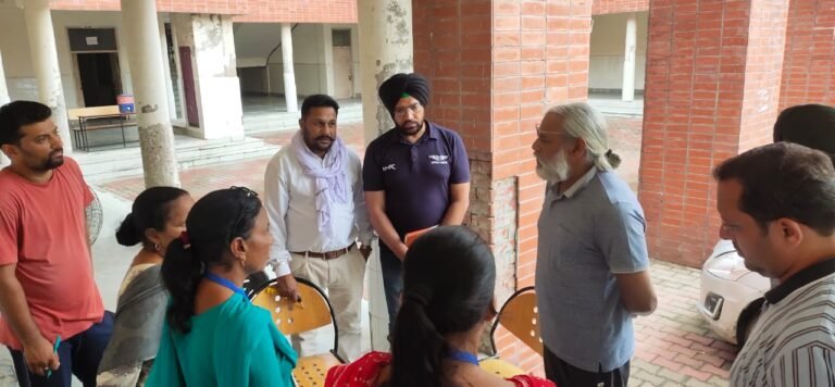 ਹੜ੍ਹ ਪ੍ਰਭਾਵਿਤ ਲੋਕਾਂ ਨੂੰ ਸਿਹਤ ਸੇਵਾਵਾਂ ਦੇਣ ਲਈ ਮੈੈਡੀਕਲ ਟੀਮਾਂ 24 ਘੰਟੇ ਤਿਆਰ : ਡਾ. ਅਸ਼ਵਨੀ ਕੁਮਾਰ