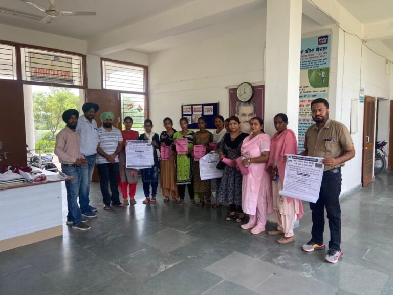 ‘ਹਰ ਸ਼ੁੱਕਰਵਾਰ ਡੇਂਗੂ ਤੇ ਵਾਰ’ ਤਹਿਤ ਸਿਹਤ ਕਰਮਚਾਰੀਆਂ ਨੇ ਕੀਤੀਆਂ ਜਾਗਰੂਕਤਾ ਗਤੀਵਿਧੀਆਂ