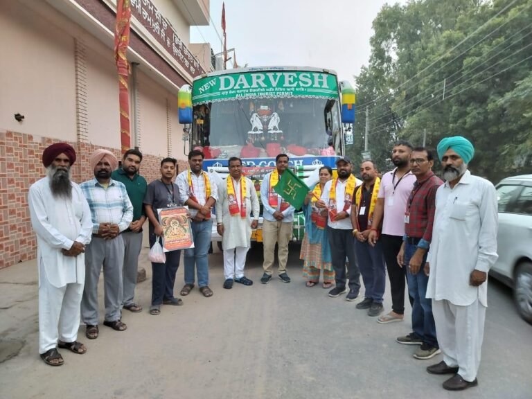 ਸ਼੍ਰੀ ਸ਼ਿਆਮ ਸੇਵਾ ਸਮਿਤੀ ਮੌੜ ਮੰਡੀ ਵੱਲੋਂ 124ਵੀ ਮੁਫ਼ਤ ਬੱਸ ਯਾਤਰਾ ਰਵਾਨਾ