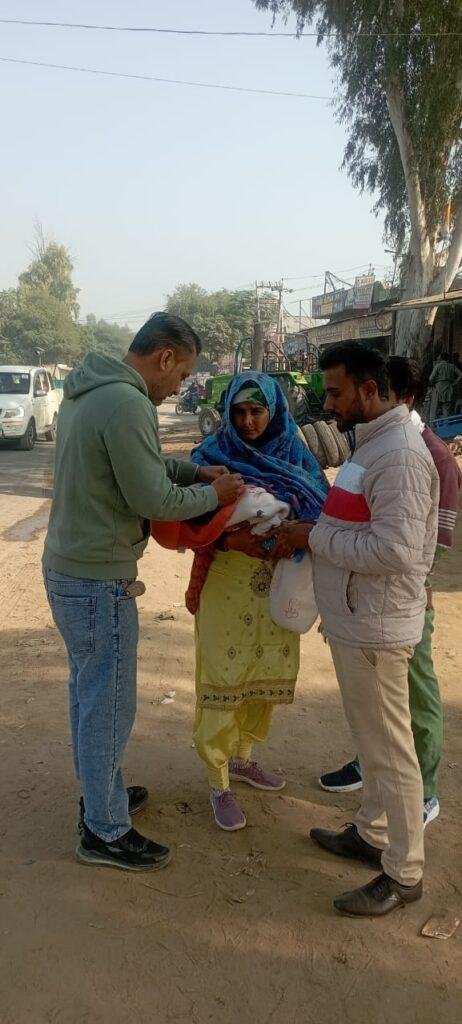 ਪੋਲੀਓ ਮੁਹਿੰਮ ਦੇ ਤੀਸਰੇ ਦਿਨ ਬੱਚਿਆਂ ਨੂੰ ਪੋਲੀਓ ਬੂੰਦਾਂ ਪਿਲਾਈਆਂ