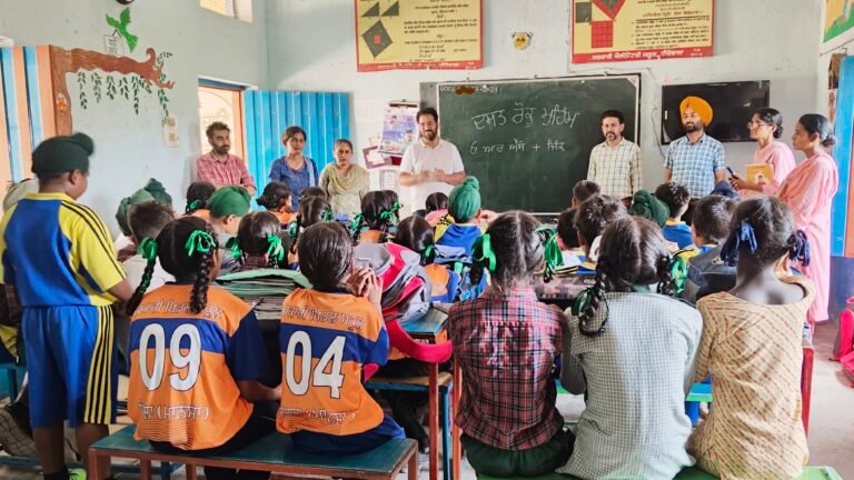 ਰਾਸ਼ਟਰੀ ਦਸਤ ਰੋਕੂ ਮੁਹਿੰਮ ਤਹਿਤ ਲੋਕਾਂ ਨੂੰ ਕੀਤਾ ਜਾਗਰੂਕ