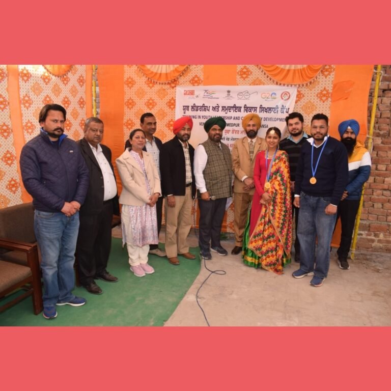 ਨਹਿਰੂ ਯੁਵਾ ਕੇਂਦਰ ਮਾਨਸਾ ਵੱਲੋਂ ਲਾਇਆ ਗਿਆ ਤਿੰਨ ਰੋਜ਼ਾ ਯੂਥ ਲੀਡਰਸ਼ਿਪ ਟਰੇਨਿੰਗ ਕੈਂਪ ਸਮਾਪਤ