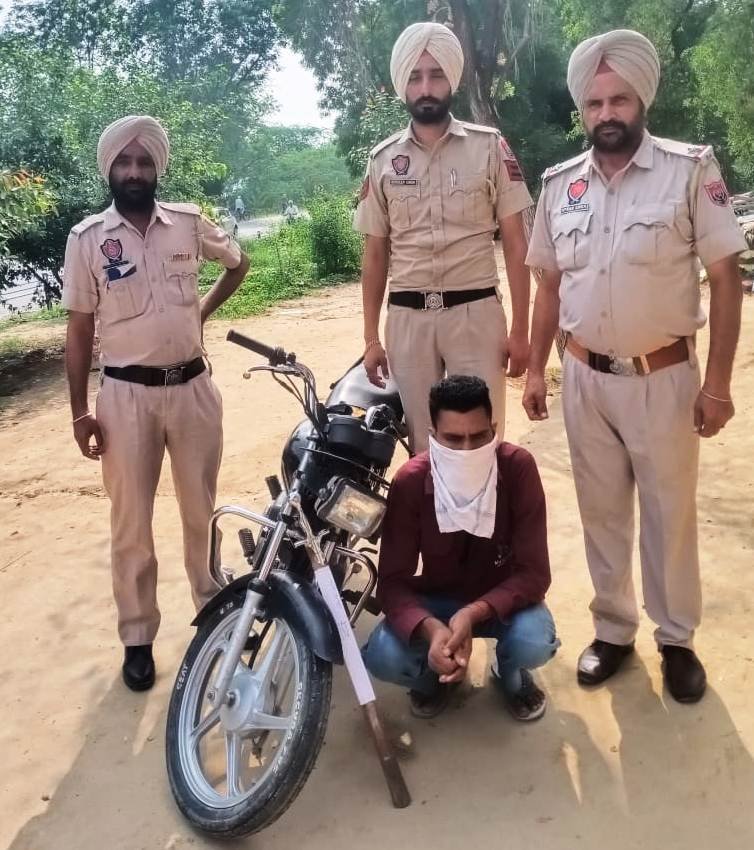 ਮਾਨਸਾ ਪੁਲਿਸ ਨੇ ਚੋਰੀ ਦੇ 2 ਮੁਕੱਦਮਿਆਂ ਵਿੱਚ 2 ਮੁਲਜ਼ਮਾਂ ਨੂੰ ਕੀਤਾ ਕਾਬੂ