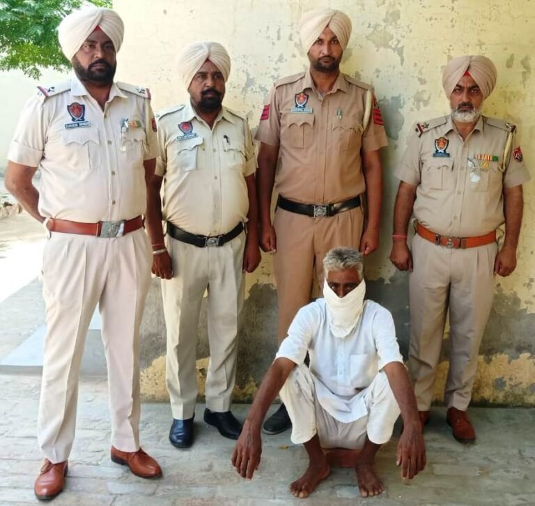 ਆਬਕਾਰੀ ਐਕਟ ਦਾ ਭਗੌੜਾ ਮੁਲਜ਼ਮ ਚੜ੍ਹਿਆ ਪੁਲਿਸ ਅੜਿੱਕੇ