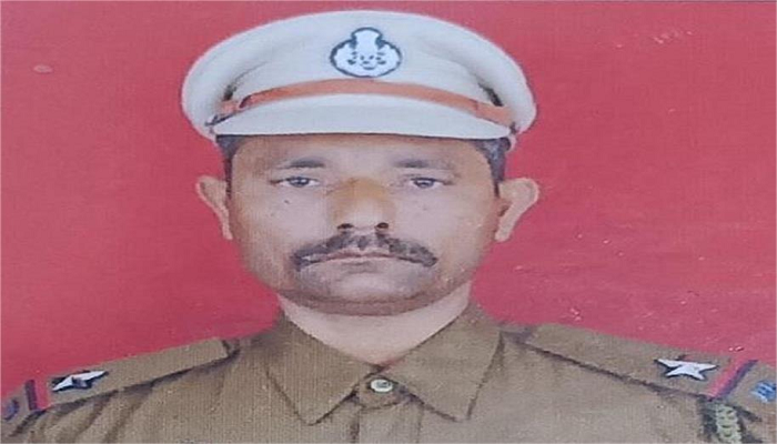 ਡਿਊਟੀ ‘ਤੇ ਤਾਇਨਾਤ ਟ੍ਰੈਫਿਕ ਪੁਲਿਸ ਦੇ ASI ‘ਤੇ ਕਾਰ ਚਾਲਕ ਨੇ ਚੜ੍ਹਾ ‘ਤੀ ਗੱਡੀ, ਇਲਾਜ ਦੌਰਾਨ ਹੋਈ ਮੌਤ