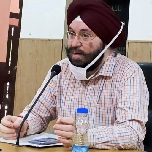 ਜ਼ਿਲ੍ਹੇ ਅੰਦਰ ਸ਼ਾਮ 7 ਵਜੇ ਤੋਂ ਸਵੇਰੇ 10 ਵਜੇ ਤੱਕ ਕੰਬਾਇਨਾਂ ਚਲਾਉਣ ’ਤੇ ਹੋਵੇਗੀ ਪਾਬੰਦੀ