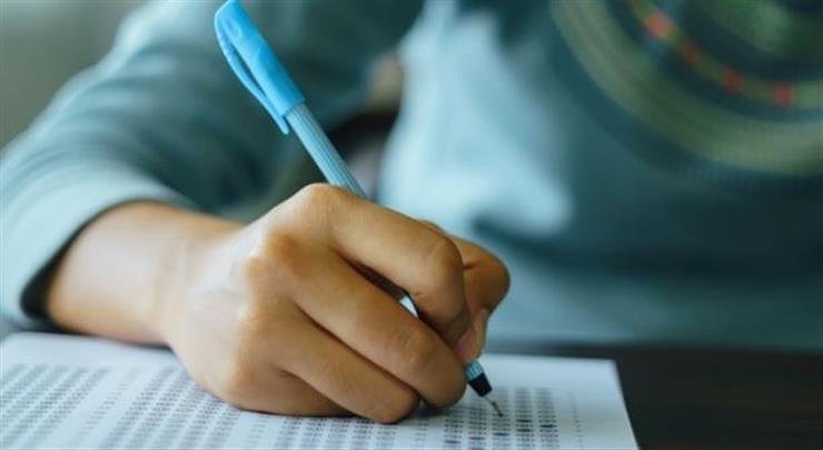 IELTS ਵਿੱਚ ਬਲੂ ਟੁੱਥ ਨਾਲ ਨਕਲ ਕਰਾਉਣ ਵਾਲੇ ਗਿਰੋਹ ਦੇ 3 ਮੈਂਬਰ ਗ੍ਰਿਫਤਾਰ