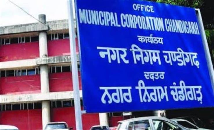 ਦਫ਼ਤਰ ’ਚ ਭਿੜੇ ਐਕਸ਼ੀਅਨ ਤੇ ਐਸਡੀਓ, ਐਸਡੀਓ ਮੁਅੱਤਲ