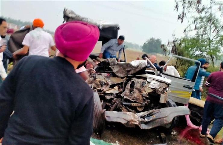 ਭਿਆਨਕ ਸੜਕ ਹਾਦਸੇ ’ਚ ਤਿੰਨ ਅਧਿਆਪਕਾਂ ਤੇ ਡਰਾਈਵਰ ਦੀ ਮੌਤ, ਕਈ ਜ਼ਖਮੀ