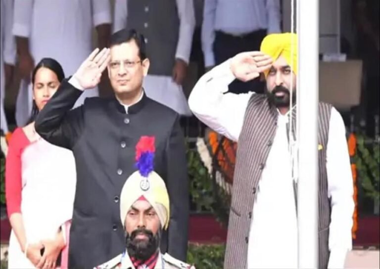 CM ਭਗਵੰਤ ਮਾਨ ਨੇ ਪਟਿਆਲਾ ਵਿਖੇ ਲਹਿਰਾਇਆ ਕੌਮੀ ਝੰਡਾ