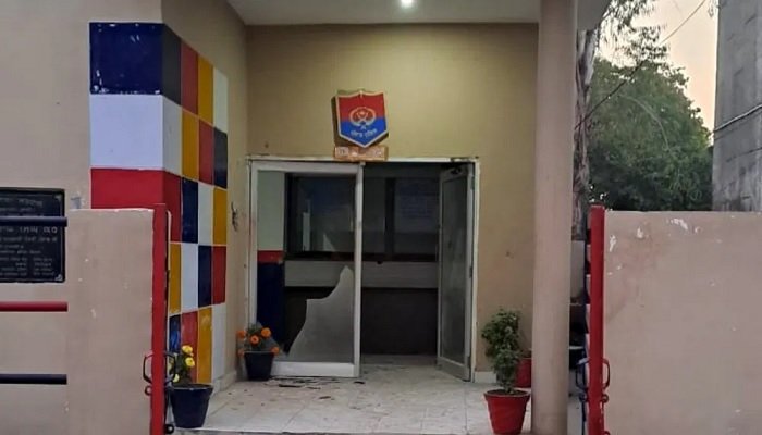 Big Breaking : ਪੰਜਾਬ ਦਹਿਲਾਉਣ ਦੀ ਵੱਡੀ ਸਾਜ਼ਿਸ਼ ! ਤਰਨਤਾਰਨ ਥਾਣੇ ‘ਤੇ ਹੋਇਆ ਰਾਕੇਟ ਲਾਂਚਰ ਨਾਲ ਹਮਲਾ