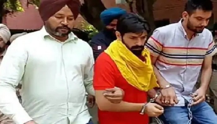 ਗੈਂਗਸਟਰ ਲਾਰੈਂਸ ਬਿਸ਼ਨੋਈ ਹੁਣ ਮੋਗਾ ਪੁਲਿਸ ਦੇ ਸ਼ਿਕੰਜੇ ‘ਚ, ਪੇਸ਼ੀ ਦੌਰਾਨ ਮਿਲਿਆ ਰਿਮਾਂਡ