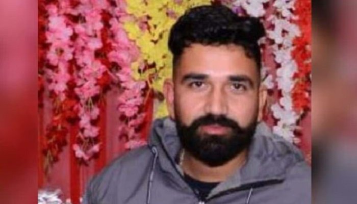 ਸ਼ਰਾਬ ਠੇਕੇ ‘ਤੇ ਕਰਿੰਦੇ ਦਾ ਤੇਜ਼ਧਾਰ ਹਥਿਆਰਾਂ ਨਾਲ ਕਤਲ