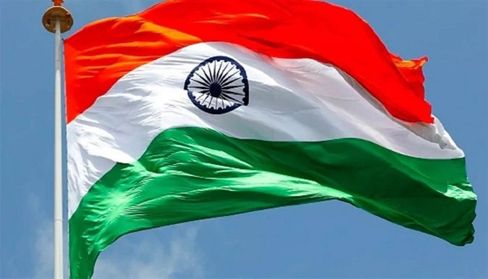 ਲੁਧਿਆਣਾ : ਹਰ ਘਰ ਤਿਰੰਗਾ ਲਹਿਰਾਉਣ ਨੂੰ ਲੈ ਕੇ ਪੰਚਾਇਤਾਂ ਨੂੰ ਚੈੱਕ ਕੱਟ ਕੇ ਦੇਣ ਦੇ ਨਿਰਦੇਸ਼