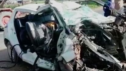 ਕਪੂਰਥਲਾ : ਤੇਜ਼ ਰਫਤਾਰ ਸਵਿਫਟ ਕਾਰ ਦਰੱਖਤ ਨਾਲ ਟਕਰਾਈ, 2 ਦੀ ਮੌਤ