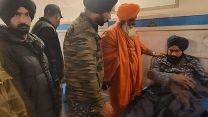 ਸੁਲਤਾਨਪੁਰ ਲੋਧੀ ‘ਚ ਨਿਹੰਗਾਂ ਤੇ ਪੁਲਿਸ ਵਿਚਾਲੇ ਗੋਲੀਬਾਰੀ, ਹੋਮਗਾਰਡ ਜਵਾਨ ਸ਼ਹੀਦ, ਡੀਐੱਸਪੀ ਸਮੇਤ 10 ਜ਼ਖ਼ਮੀ